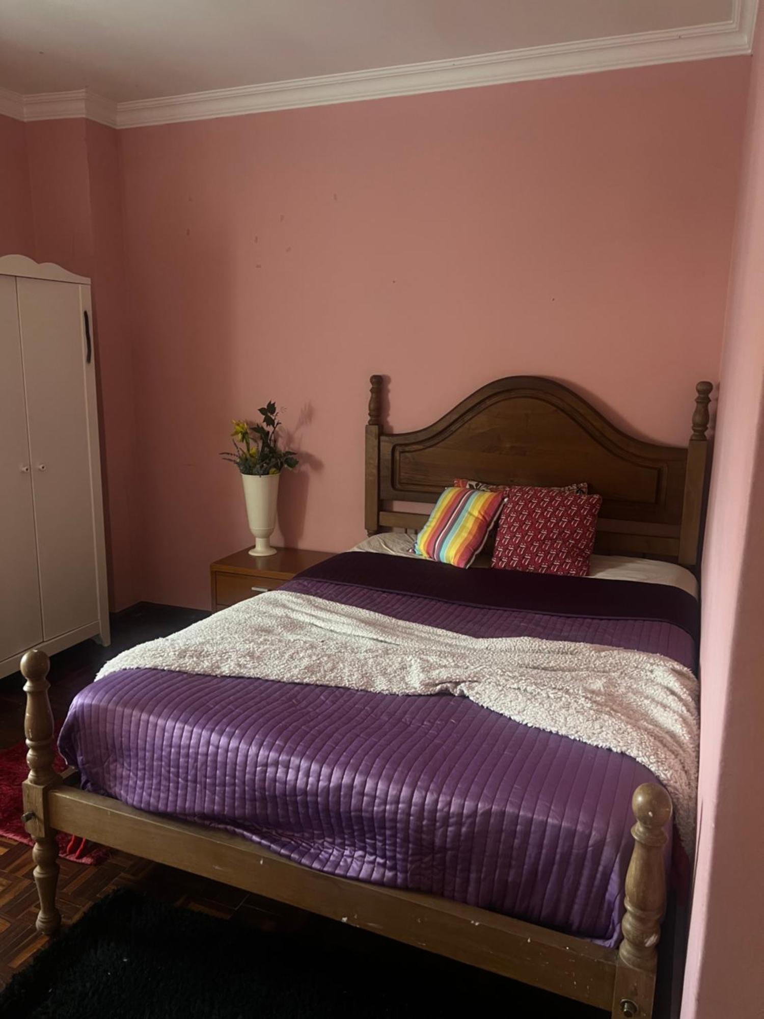 Pink House - Bed & Breakfast