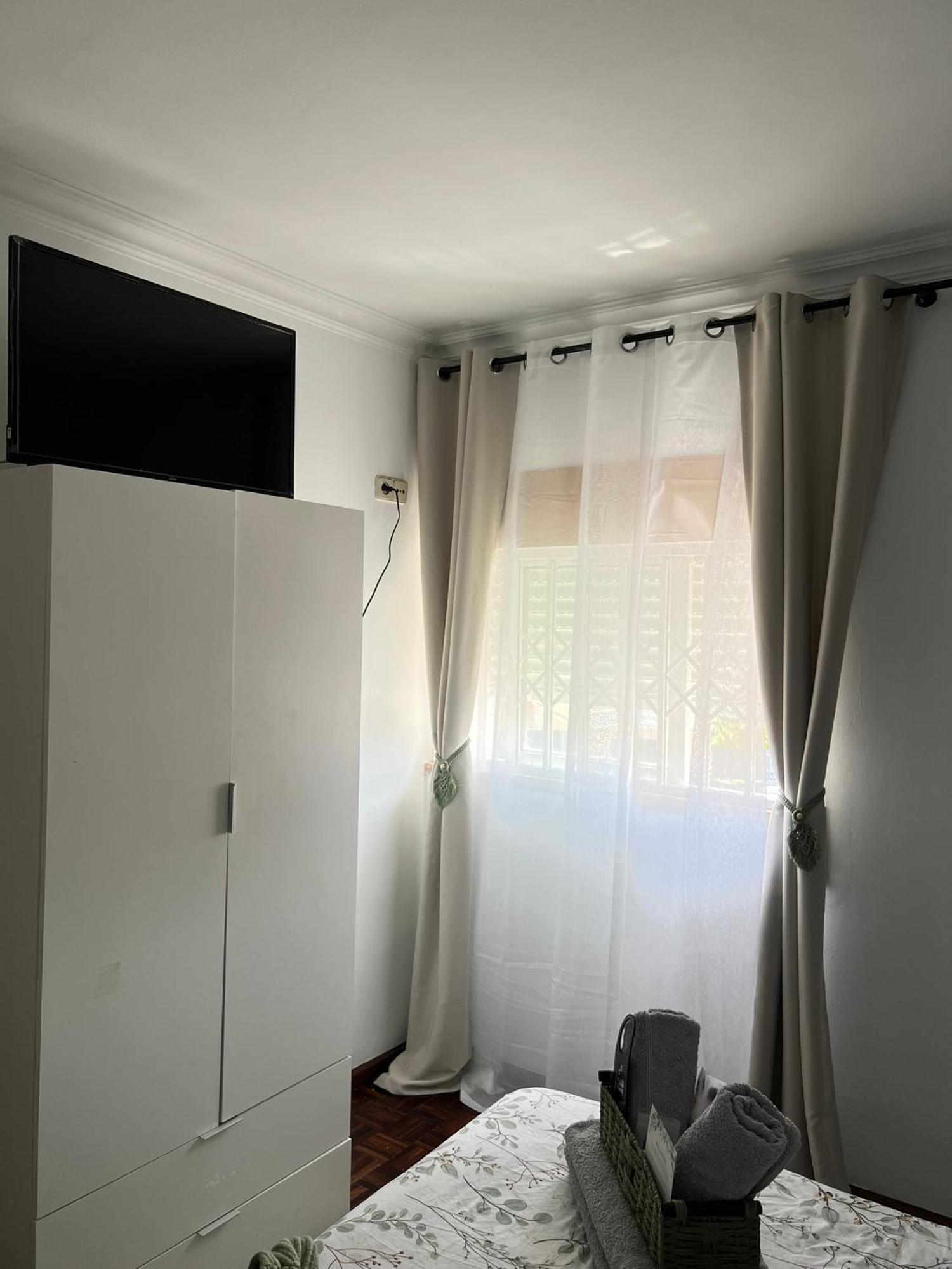 Bed & Breakfast Pink House - Lisboa